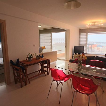 Fig Tree Bay Apartments プロタラス エクステリア 写真